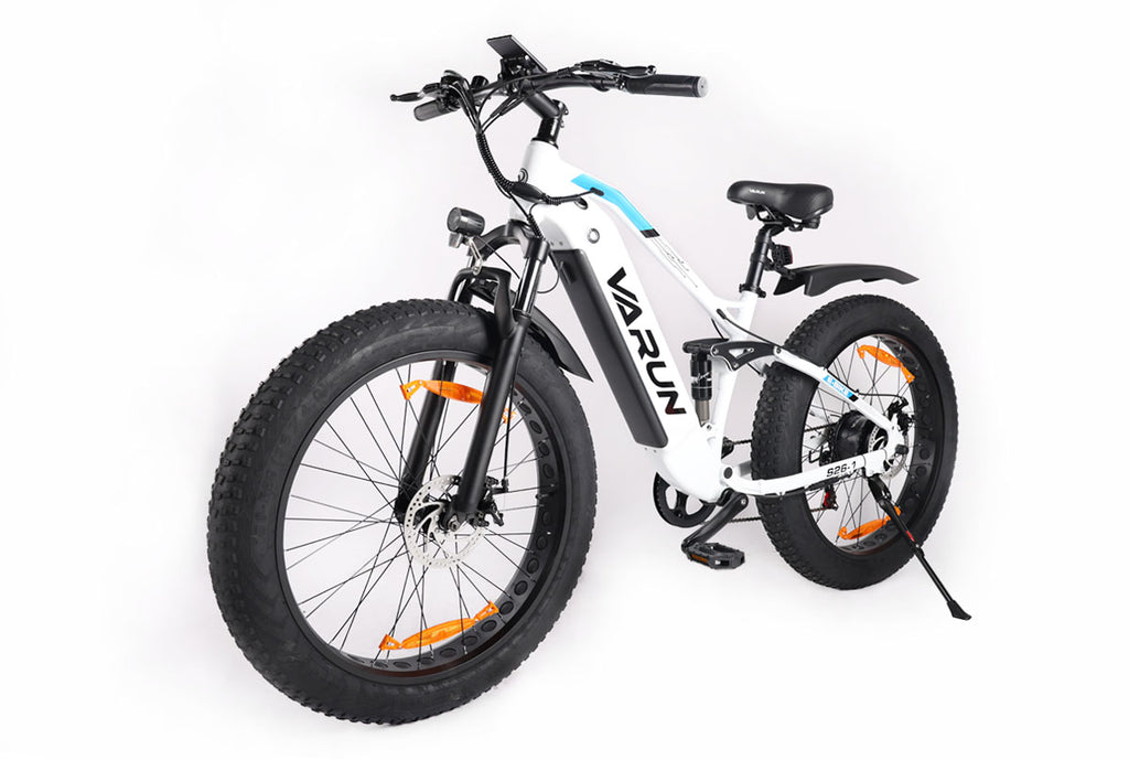Fat Tire E-Mountainbike Pedelec Bicicletta elettrica fuoristrada con sospensione completa 90 Nm Batteria rimovibile a lungo raggio - Varun Ballistic-White 26'' E-Bike